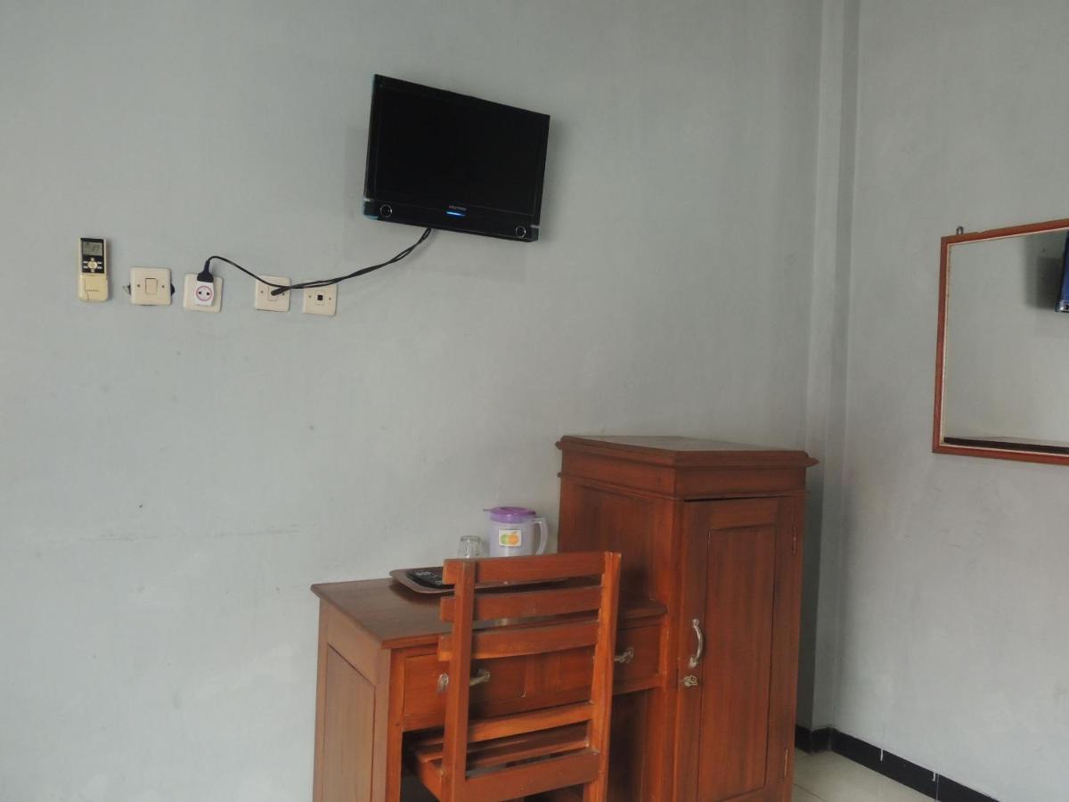 Hotel Sejahtera Kebumen Exteriör bild