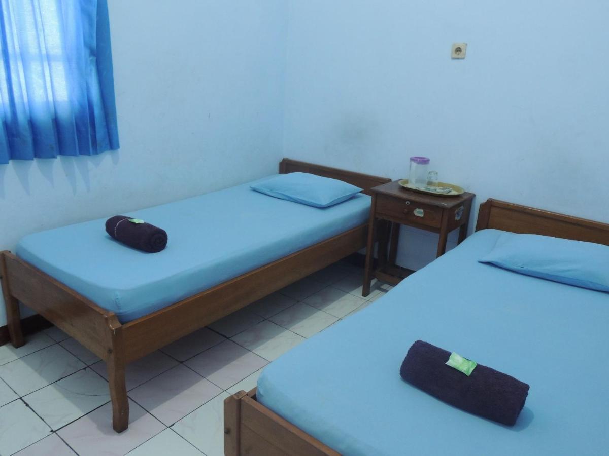 Hotel Sejahtera Kebumen Exteriör bild